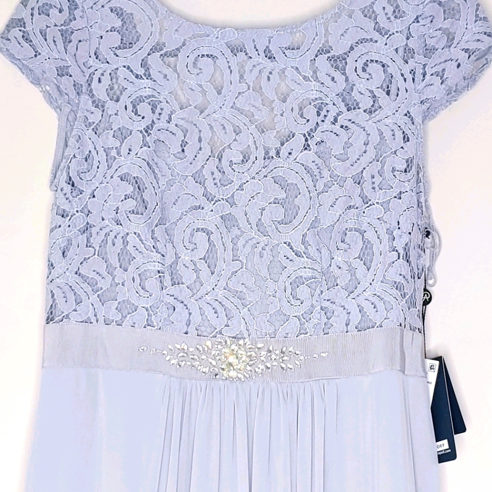 Adrianna Papell‎ Lace Illusion Gown Silver 4 - Picture 5 of 10